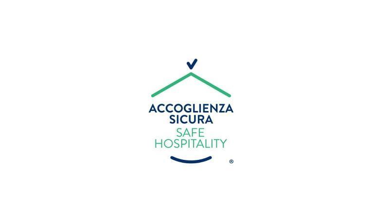 Li Neuli Country Club Hotel San Pantaleo Exterior foto